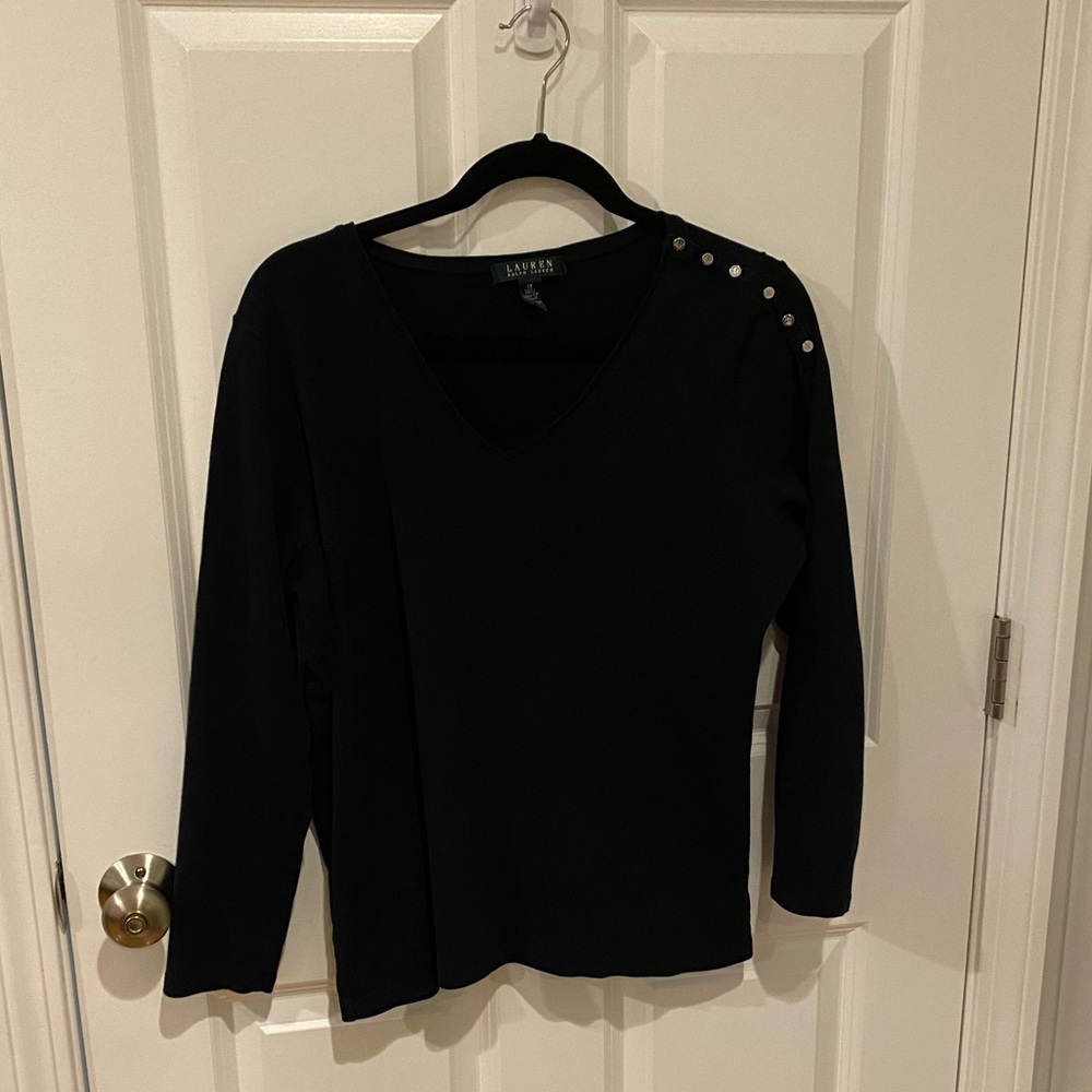 Lauren 1x top with button details on shoulder